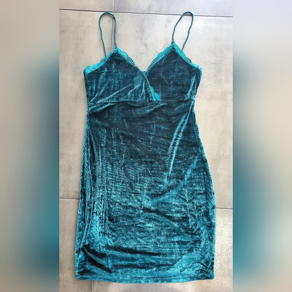 Velvet Emerald Green Mini Dress